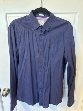 Ben Sherman Men's Long-Sleeve Dress Shirt in Navy with Subtle Pattern